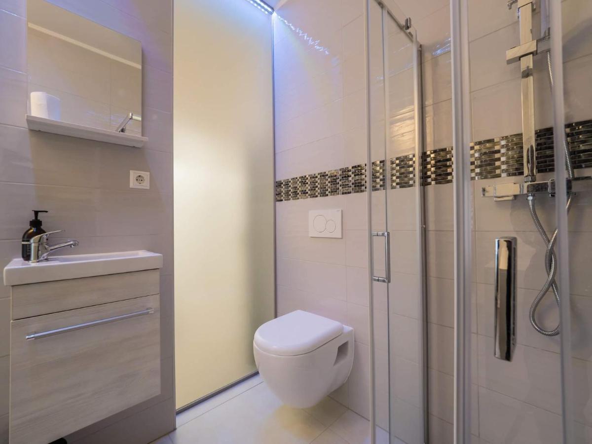 Executive Single Room With En-Suite In Guest House City Centre Luxembourg Luaran gambar