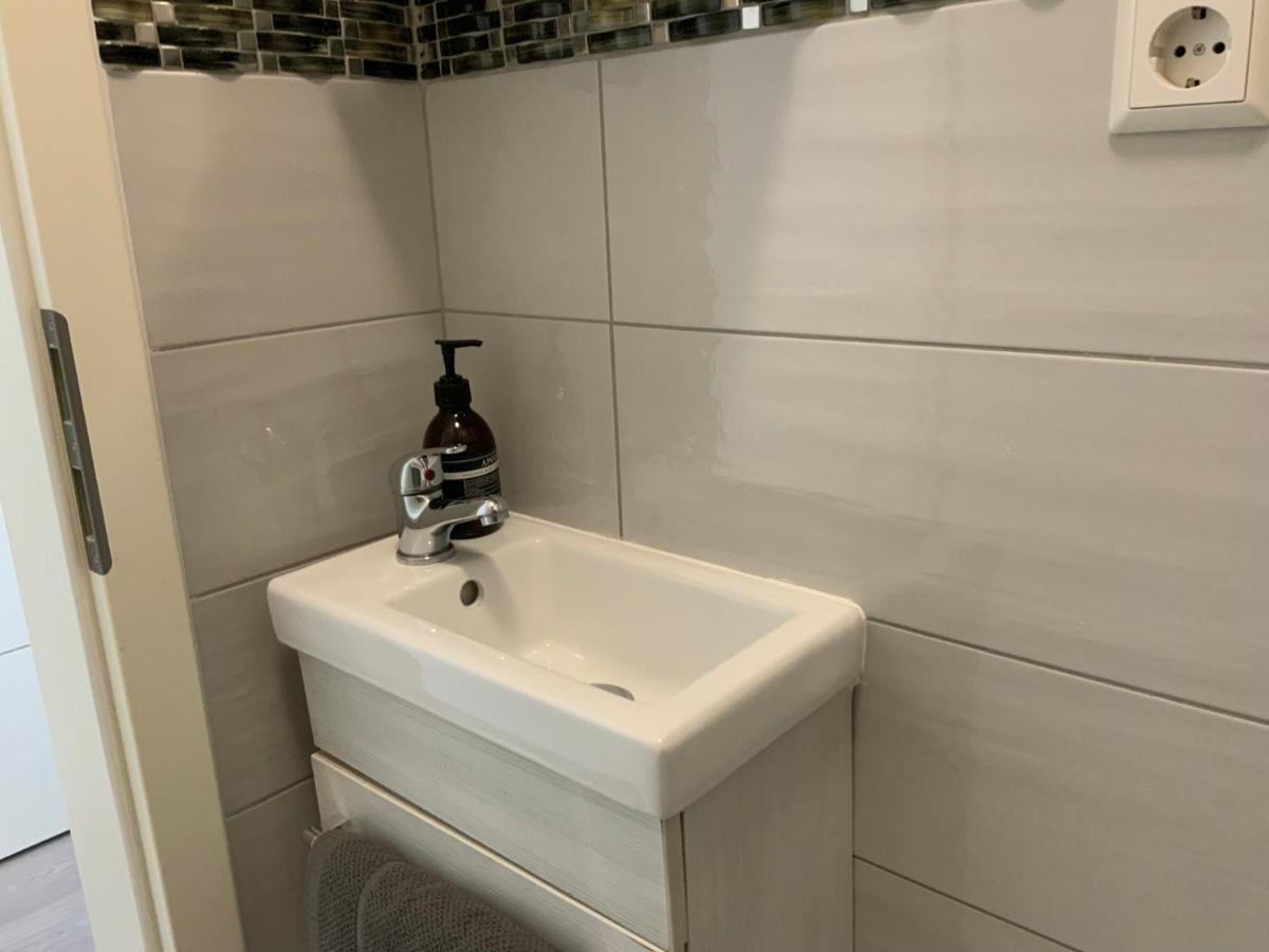 Executive Single Room With En-Suite In Guest House City Centre Luxembourg Luaran gambar